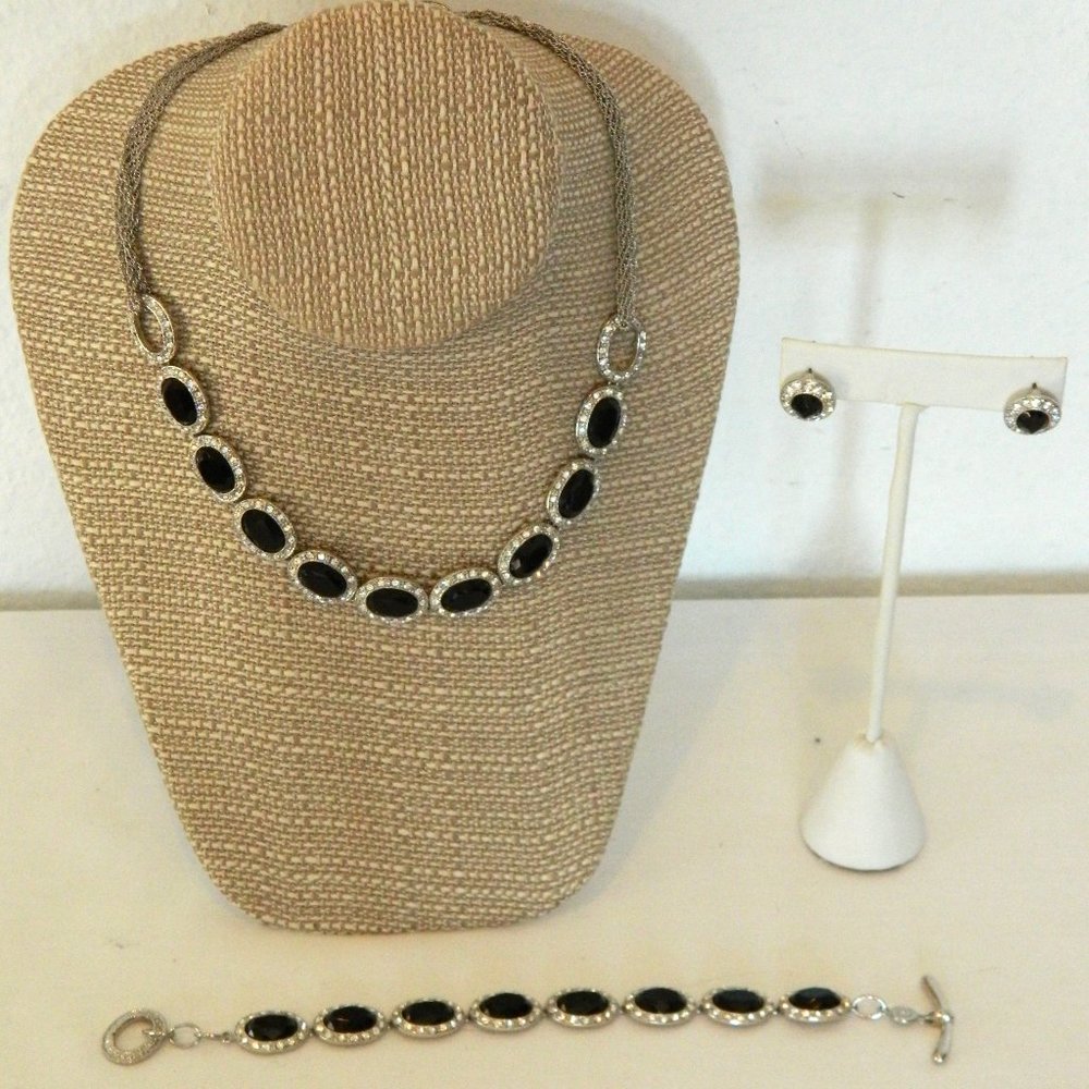 Monet Jewelry Set - Picture 2 of 8